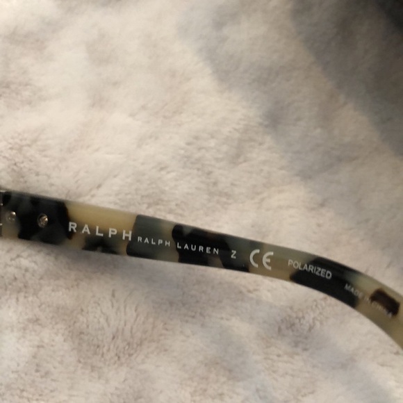 Gorgeous Black& leopard Ralph Lauren sunglasses - Picture 5 of 12